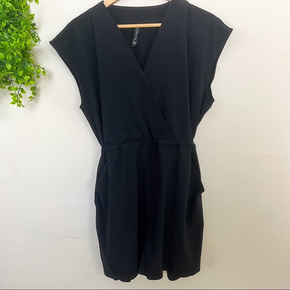 Athleta Marrow Black Romper Size Large - Picture 2 of 12